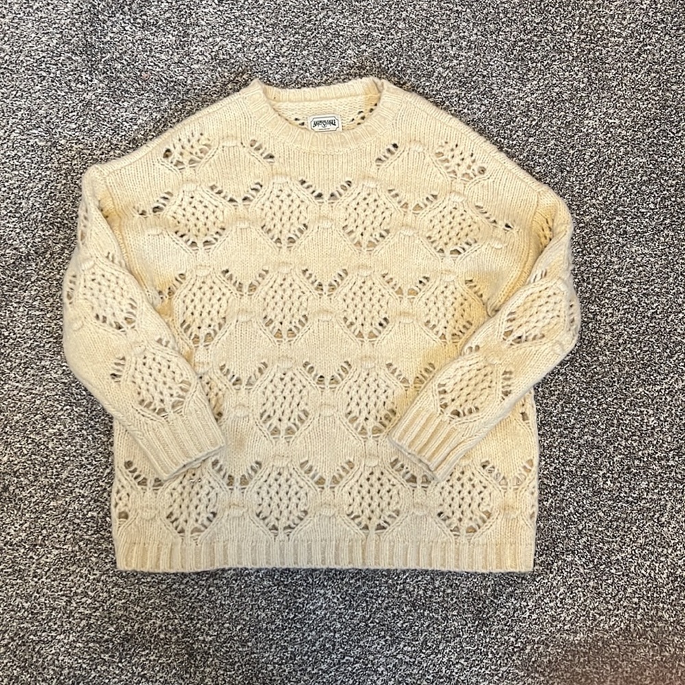 American Eagle Sweater